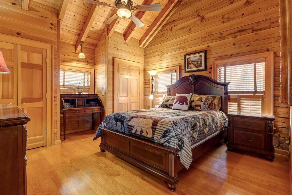 Blue Ridge Bliss- Spacious Cabin, Pets, Hot Tub! Extérieur photo